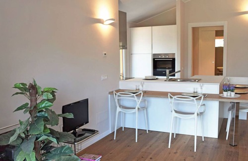 Porto Valtravaglia House | 50 m² House ∙ 1 bedroom ∙ 3 guests