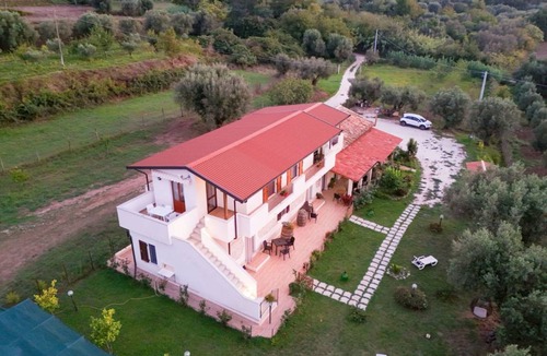 Zambrone House | 50 m² House ∙ 1 bedroom ∙ 2 guests