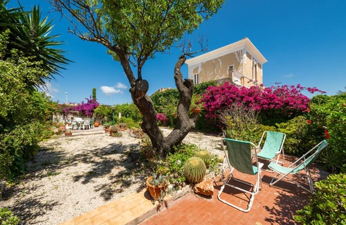 Carloforte House | 50 m² House ∙ 2 bedrooms ∙ 4 guests