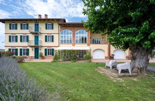 Frinco House | 500 m² House ∙ 1 bedroom ∙ 9 guests