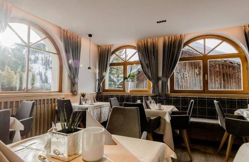 San Cassiano Apartment | 5000 m² Serviced apartment ∙ 2 bedrooms ∙ 6 guests