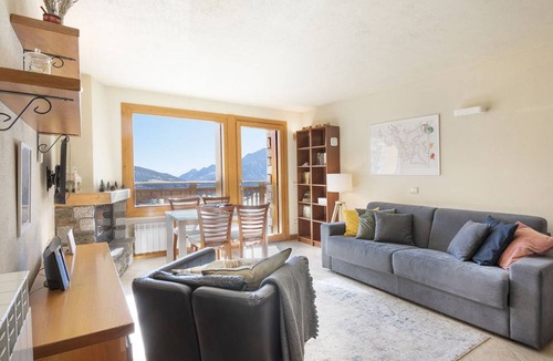 Villa Dalegno Apartment | 52 m² Apartment ∙ 1 bedroom ∙ 4 guests