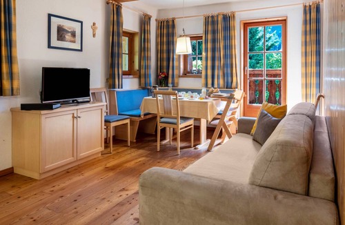Sarntal Apartment | 52 m² Apartment ∙ 2 bedrooms ∙ 5 guests