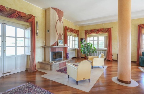 Oratino House | 530 m² House ∙ 5 bedrooms ∙ 9 guests