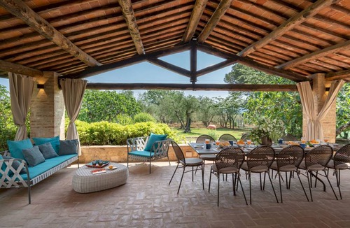 San Giovanni A Cerreto Villa | 540 m² Villa ∙ 6 bedrooms ∙ 12 guests