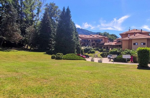 Porto Valtravaglia Apartment | 55 m² Apartment ∙ 1 bedroom ∙ 4 guests