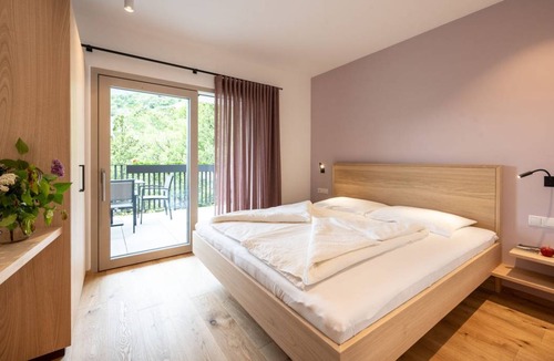 Barbiano Apartment | 56 m² Apartment ∙ 2 bedrooms ∙ 4 guests