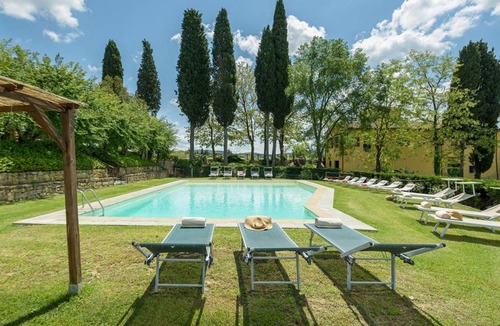 Laterina Villa | 570 m² Villa ∙ 9 bedrooms ∙ 18 guests