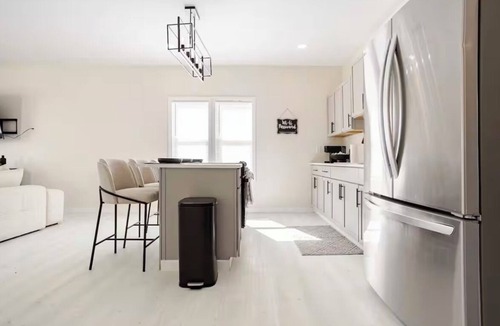 Near Northside House | 5BR Indy Home Sleeps 12. Perfect for large groups. Mins to downtown Indy.
