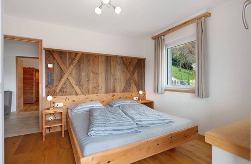 Barbiano Apartment | 60 m² Apartment ∙ 2 bedrooms ∙ 4 guests