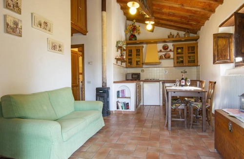 Dicomano Apartment | 60 m² Apartment ∙ 2 bedrooms ∙ 5 guests