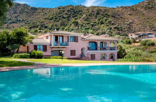 San Teodoro Apartment | 65 m² Apartment ∙ 2 bedrooms ∙ 4 guests
