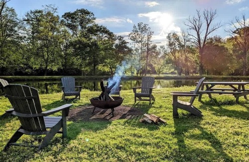 Joelton House | 65Acres HotTub, Sauna, Cold Plunge, Fishing + Golf