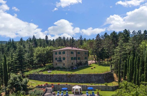 Ripoli Villa | 670 m² Villa ∙ 11 bedrooms ∙ 22 guests