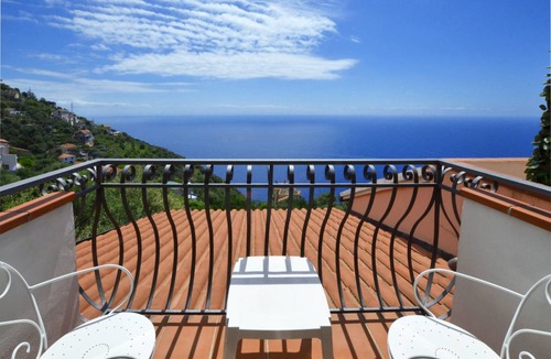Furore House | 70 m² House ∙ 2 bedrooms ∙ 4 guests