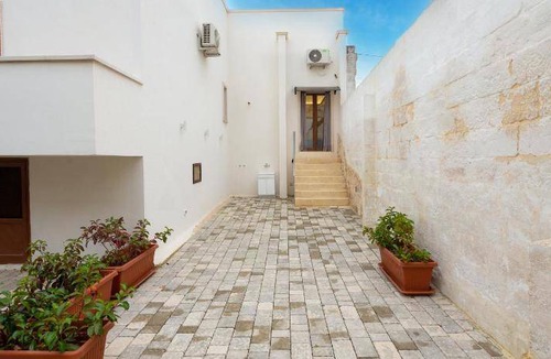 Lizzano Villa | 70 m² Villa ∙ 1 bedroom ∙ 5 guests