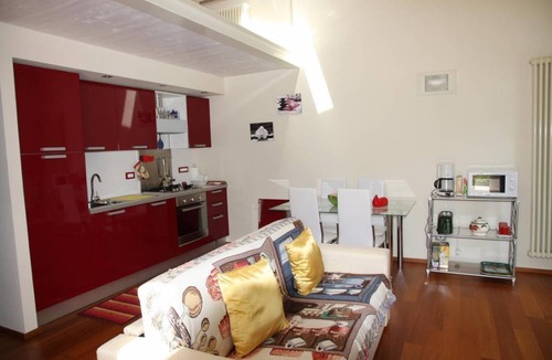 Montecarlo House | 75 m² House ∙ 2 bedrooms ∙ 4 guests