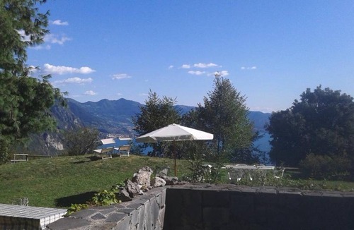 Solto Collina House | 75 m² House ∙ 2 bedrooms ∙ 4 guests