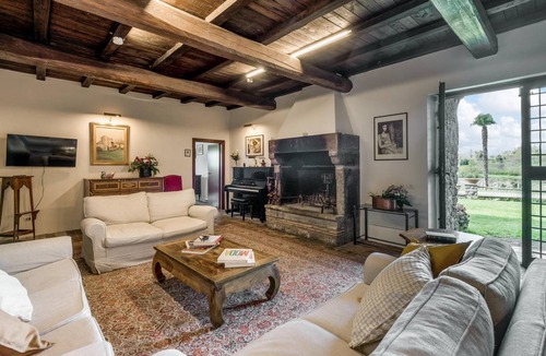 Vitorchiano House | 750 m² House ∙ 10 bedrooms ∙ 25 guests