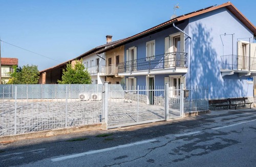 Cherasco Other | 80 m² Accommodation ∙ 2 bedrooms ∙ 6 guests