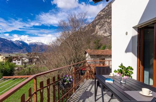 Novate Mezzola Apartment | 80 m² Apartment ∙ 3 bedrooms ∙ 6 guests