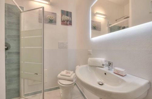 Ispra Apartment | 80 m² Apartment ∙ 2 bedrooms ∙ 4 guests