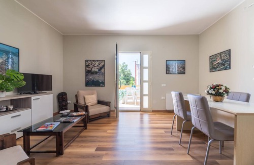 Sestu Apartment | 80 m² Apartment ∙ 2 bedrooms ∙ 5 guests