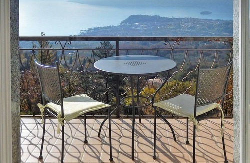 Bee Apartment | 80 m² Apartment ∙ 2 bedrooms ∙ 4 guests
