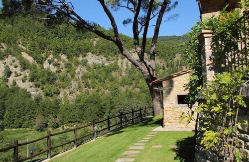 Dicomano Apartment | 80 m² Apartment ∙ 2 bedrooms ∙ 6 guests