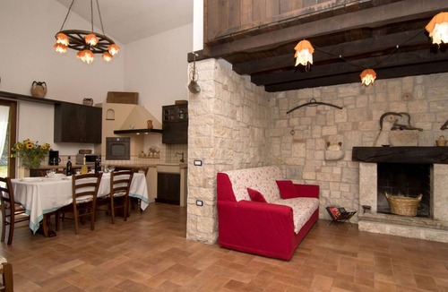 San Lupo House | 80 m² House ∙ 1 bedroom ∙ 4 guests