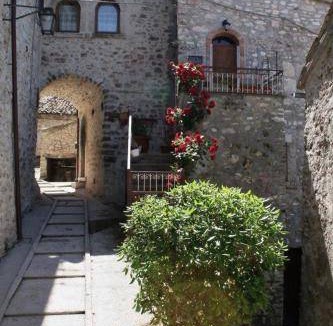 Scheggino House | 80 m² House ∙ 2 bedrooms ∙ 6 guests