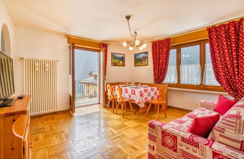 Brusson House | 80 m² Maisonette ∙ 3 bedrooms ∙ 6 guests