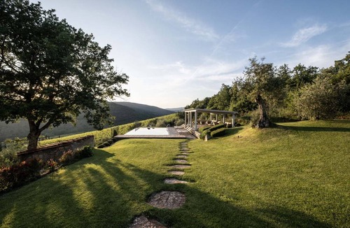 Gaiole in Chianti Villa | 800 m² Villa ∙ 7 bedrooms ∙ 14 guests