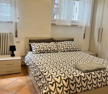 Albese con Cassano Apartment | 85 mjka house free parking COMO