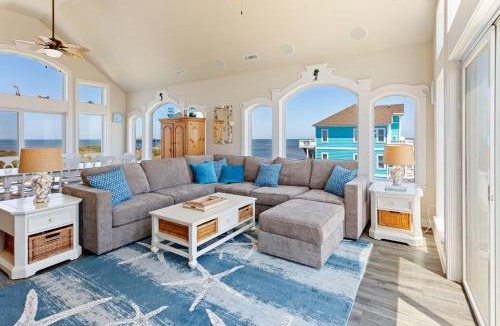 Hatteras House | 8902 - Landshark