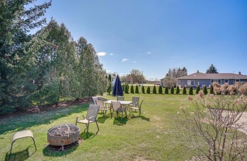 Howards Grove House | 9 Mi to Shore: Home w/Hot Tub in Howards Grove!