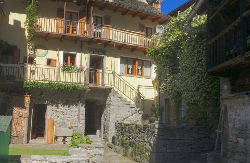 Croveo House | 90 m² House ∙ 2 bedrooms ∙ 5 guests