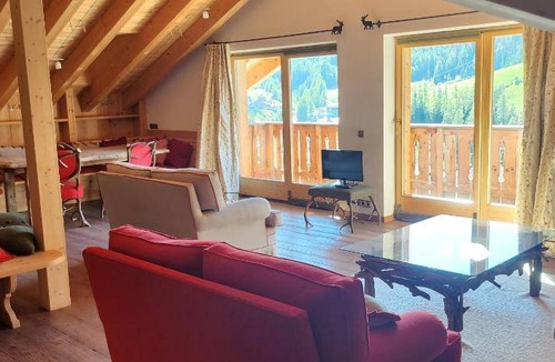 San Cassiano Apartment | 90 m² Serviced apartment ∙ 4 bedrooms ∙ 8 guests