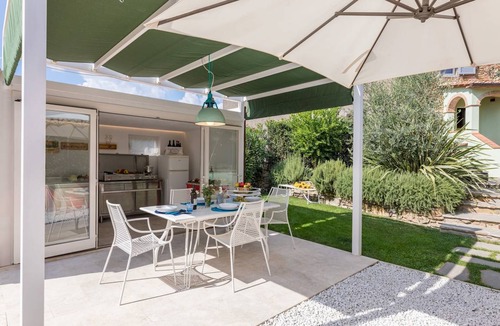 Arezzo Villa | 90 m² Villa ∙ 2 bedrooms ∙ 4 guests