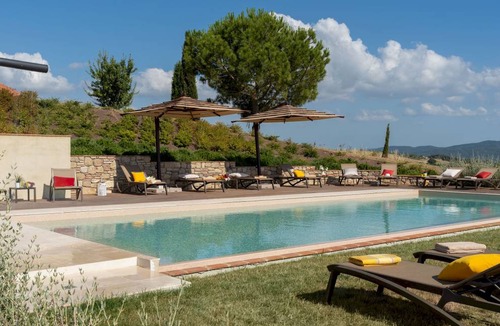Volterra Villa | 950 m² Villa ∙ 9 bedrooms ∙ 18 guests