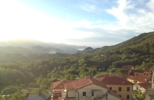 San Colombano Certenoli House | A cà du Baciccia