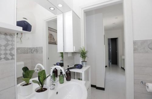 Lagaccio Apartment | A Postcard From Genoa