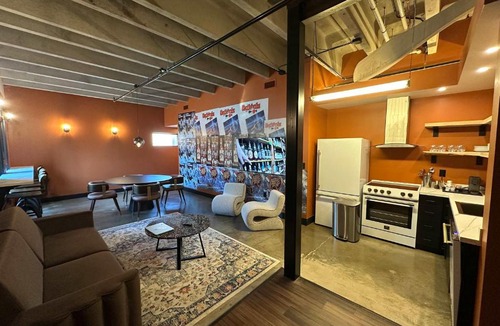 Downtown Louisville Hotel | A12 The Paddock Superfecta Suite
