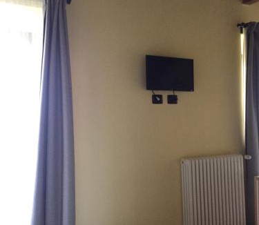 Quattro Castella Apartment | Ababo Affittacamere