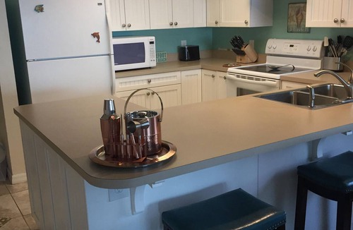 Madeira Beach Condo | Accepting bookings .Amazing view. Family friendly with amenities.
