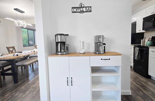 Interchange Square House | Accessible Palm Bay Escape Arcade Coffee Bar Wi-Fi Work Space Roll-in Shower
