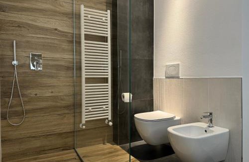 Orzinuovi House | AdisArtur Elegant B&B