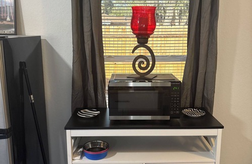 Mount Dora Apartment | Adorable studio with private entrance & patio area in charming Mount Dora