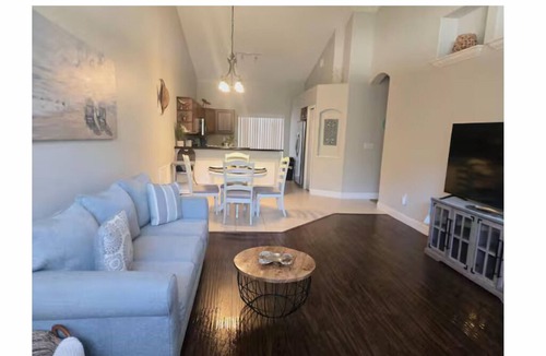Spring Hill House | Adv. Coast - 2BR/2BH Near Springs, Beach, Fenced