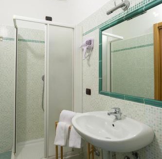 Loreto House | Affittacamere Carnevali MJ